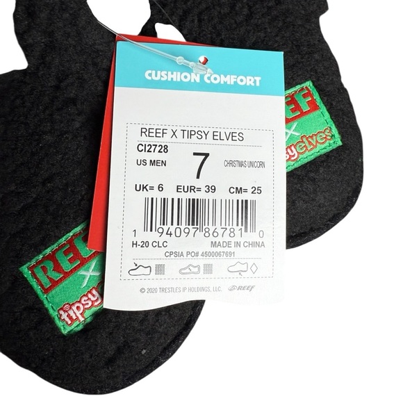 REEF Collab Tipsy Elves Mens Slippers Christmas Unicorn Intergalactic Size 7 - Picture 3 of 6